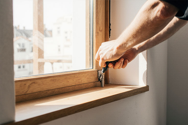 Puidust akende remont